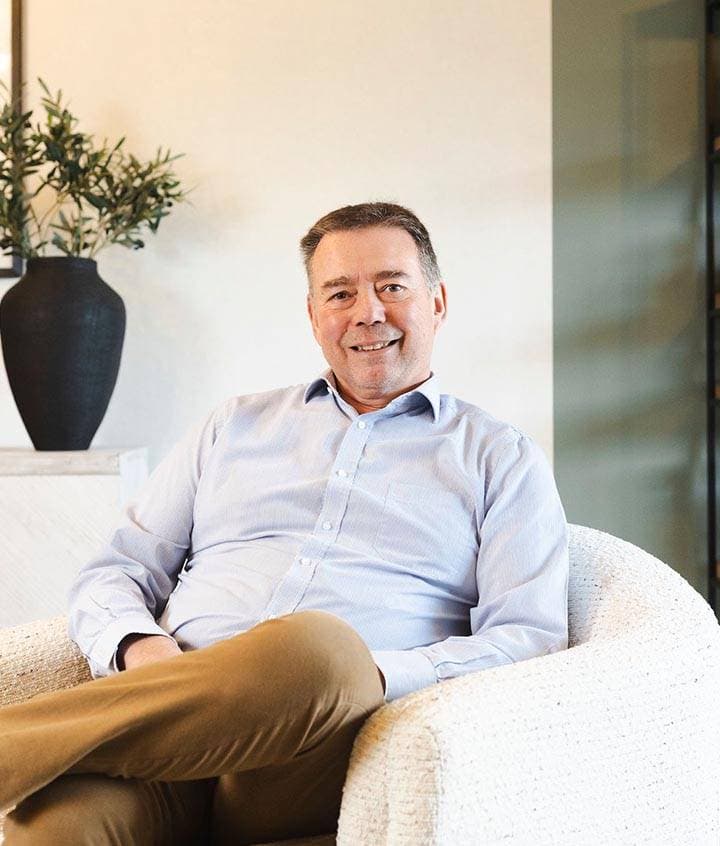 Glenn Smith BA (Hons) FNAEA