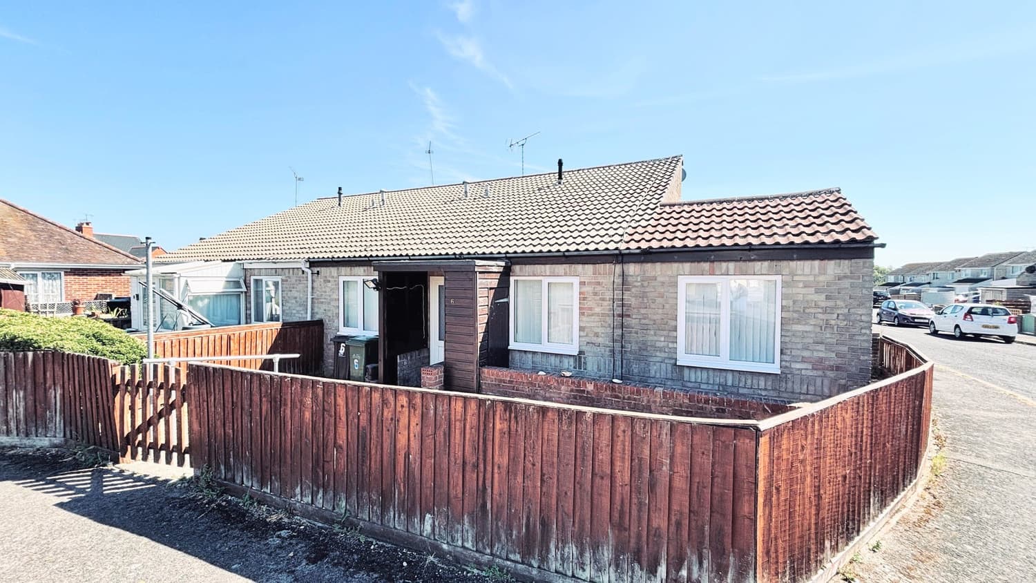 Montrose Close, Portland